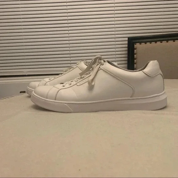 Kenneth Cole Sneakers - Picture 1 of 6